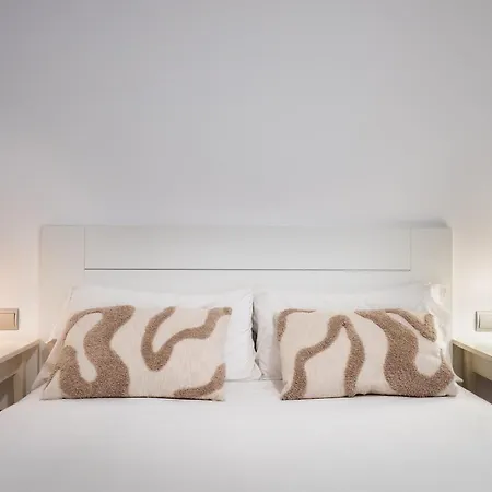 Deluxe * Zamora